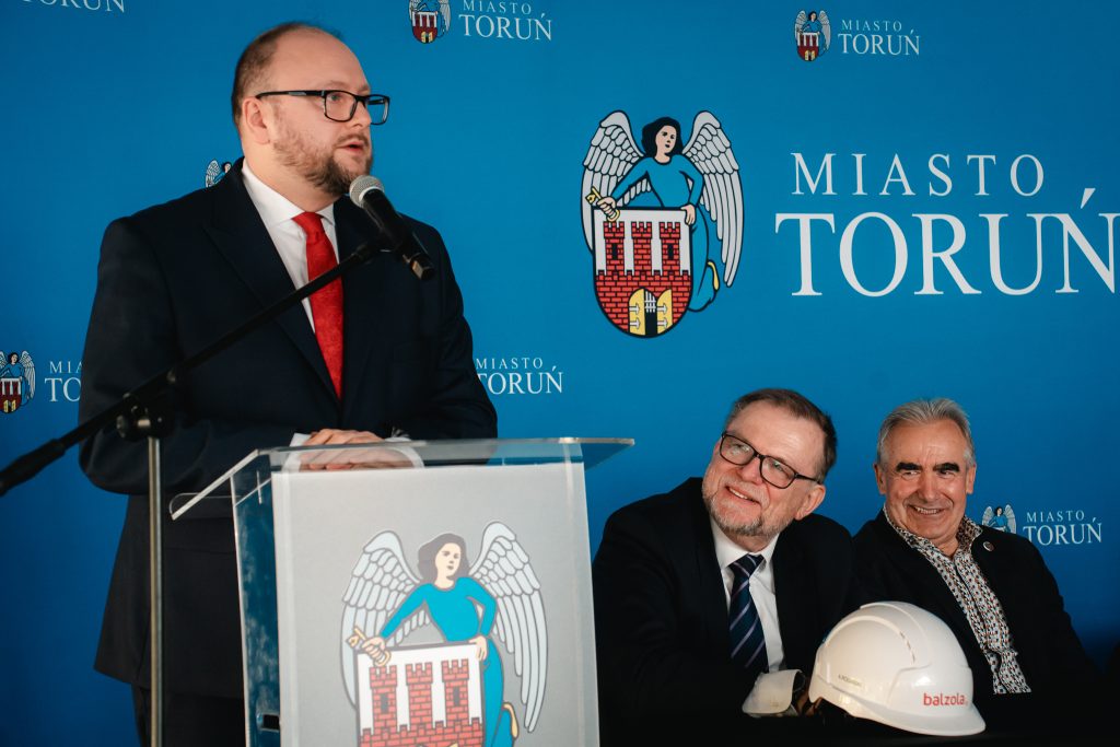 Podpisanie umowy na rozbuidowę Olsztyńskiej w Toruniu Balzola