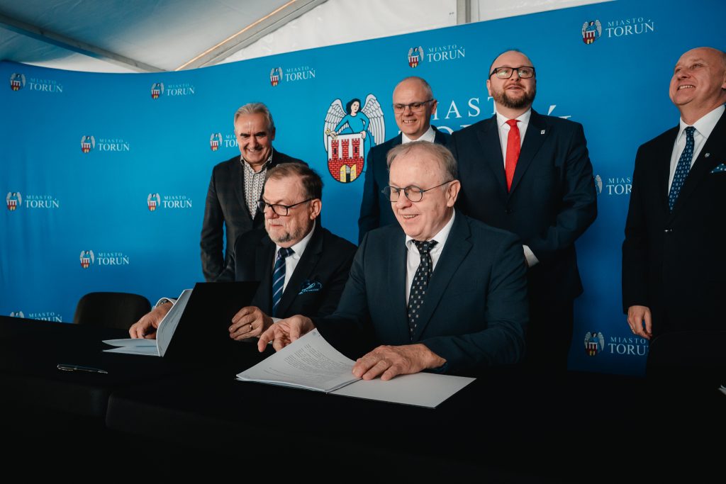 Podpisanie umowy na robudowę ul. Olsztyńskiej Balzola