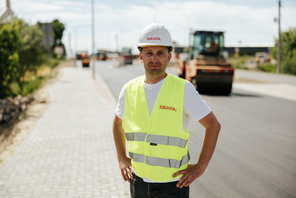 Maciej Gozdowski Kierpownik Budowy Balzola Polska przebudowa DW540 Stara Biała